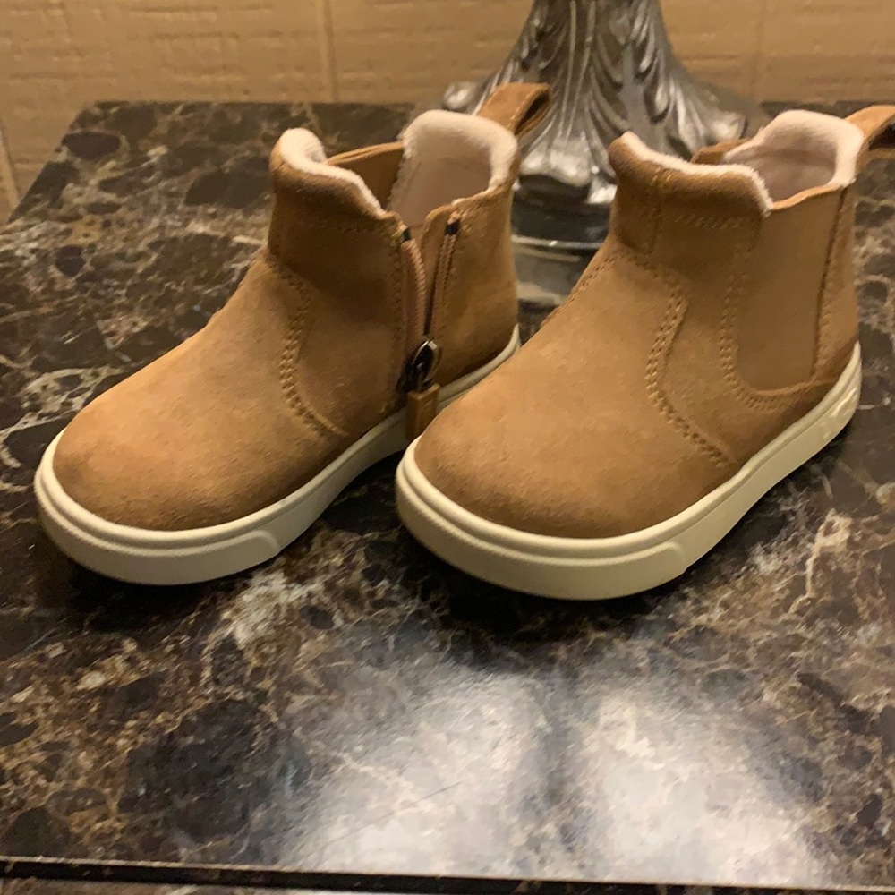🥾🙇🏽‍♂️UGG BOOTS FOR BOYS🙇🏽‍♂️🥾